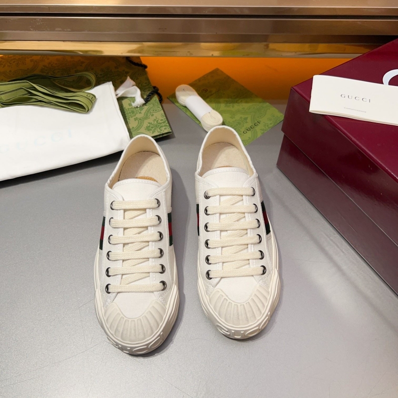 G*u*i casual shoes